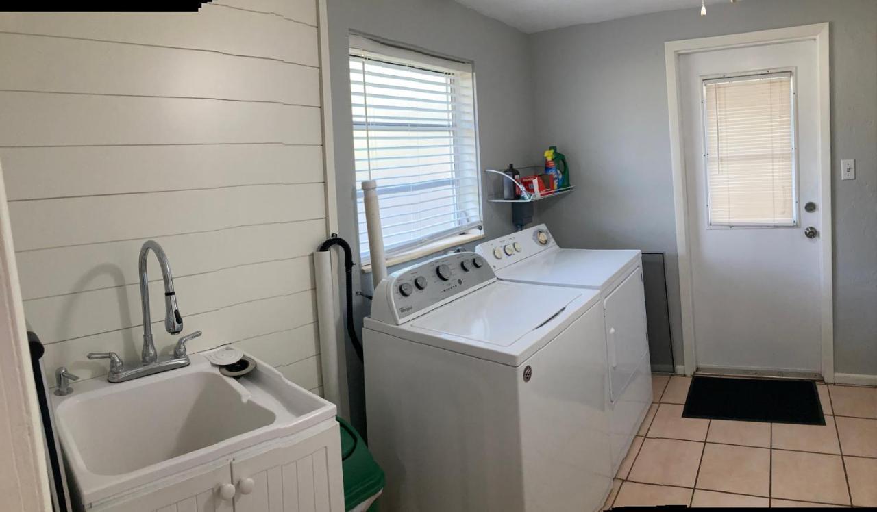 Boho Vibe 3B/2B Centrally Located Alta Vista Home Sarasota Kültér fotó